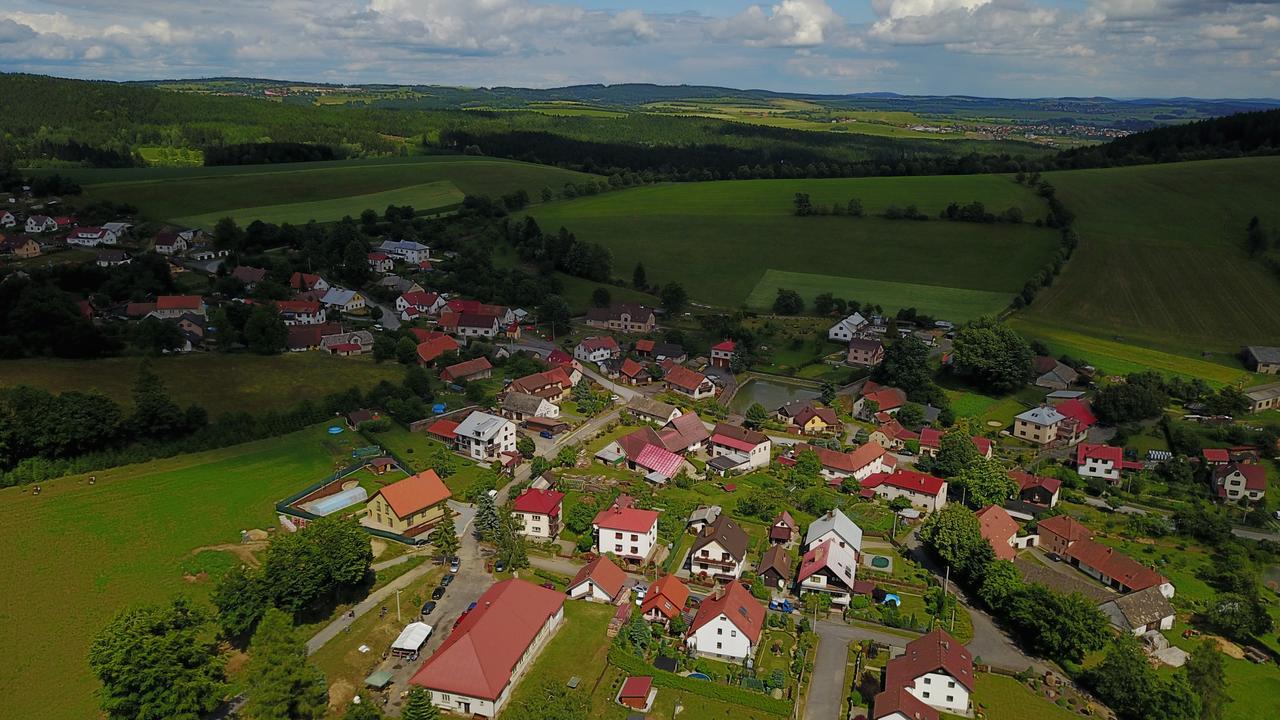 Ubytovani U Kaplicky Нове Место на Мораве Екстериор снимка